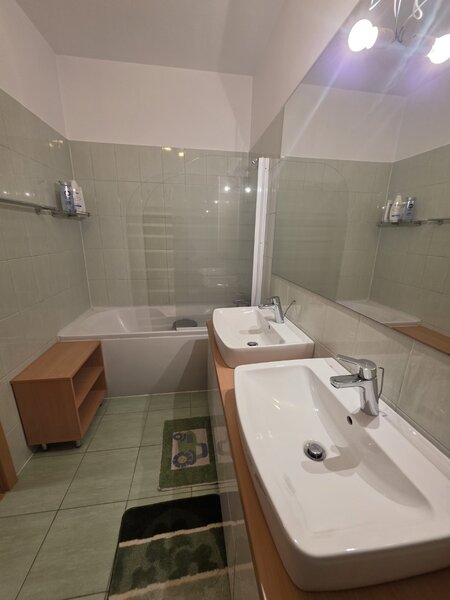 Titan, 15 minute metrou, complex Rasarit de Soare, loc parcare