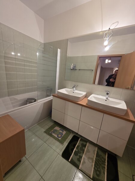 Titan, 15 minute metrou, complex Rasarit de Soare, loc parcare